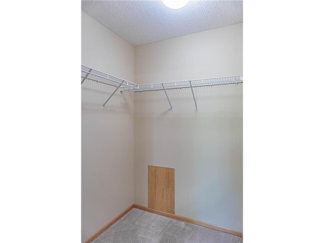 Building Photo - 875 Braunworth Ct