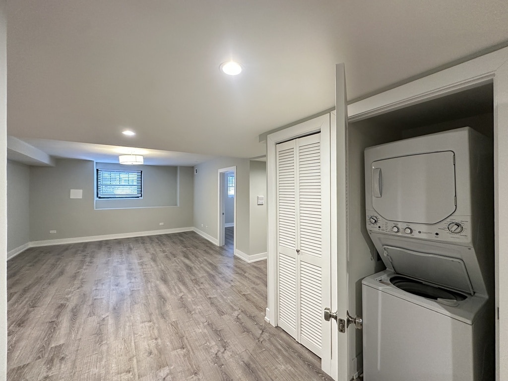 Building Photo - 913 Maple Ave