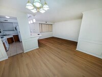 Building Photo - 11402 Cherry Hill Rd