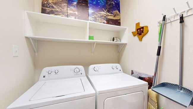 Building Photo - 602 Townplace Dr