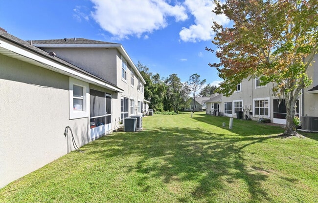 Building Photo - 2112 Cypress Bay Blvd