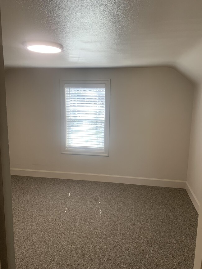 Building Photo - 306 NW 7th St