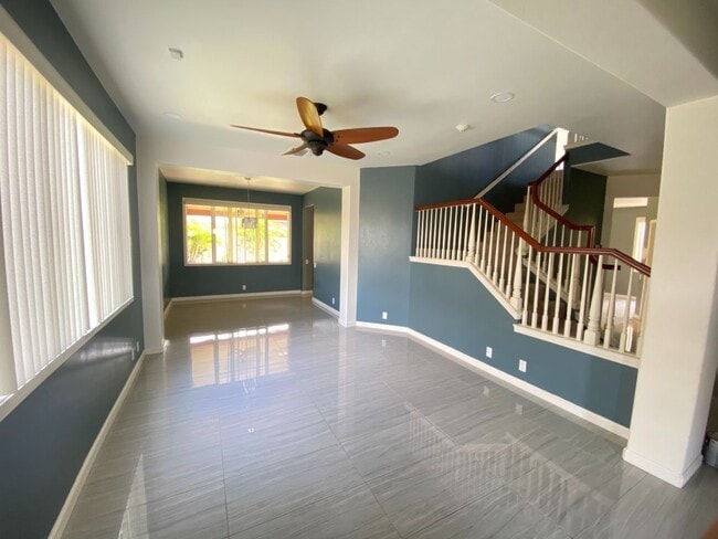 Building Photo - Wide Open Spaces – Renovated 5-Bedroom Hom...