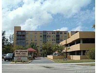 Building Photo - 17890 W Dixie Hwy