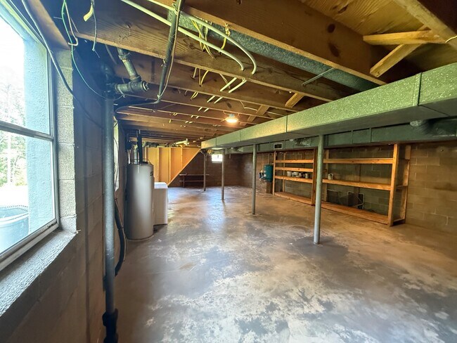 Building Photo - 369 Pleasant Hill Rd