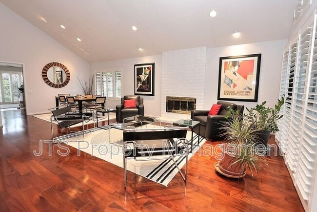 Building Photo - 2010 Promontory Point Ln