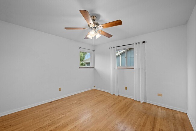 Building Photo - 8022 E Bucknell Pl