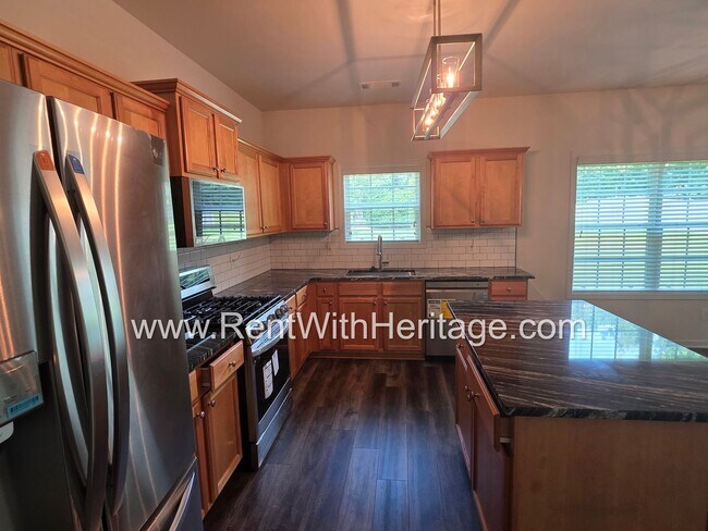 Building Photo - 202 Summergate Ln.