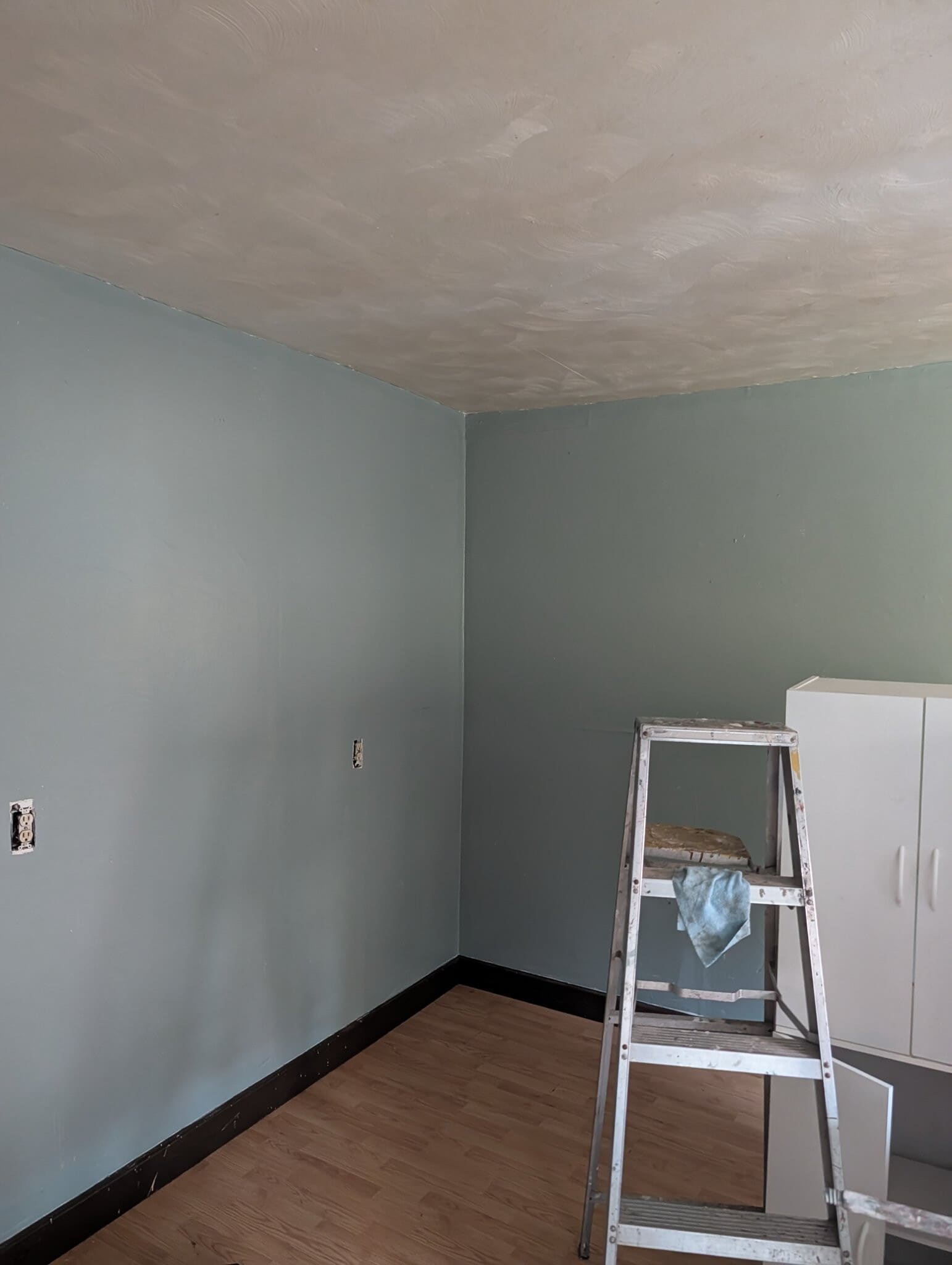 Building Photo - 120 Custer Ave