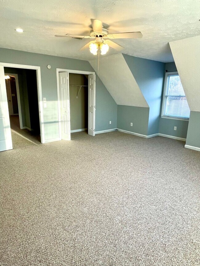 Building Photo - ****COMING SOON**** Charming Cape Cod in Halls