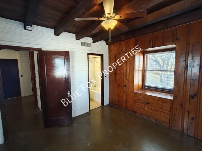 Building Photo - 1211 N Jones Blvd