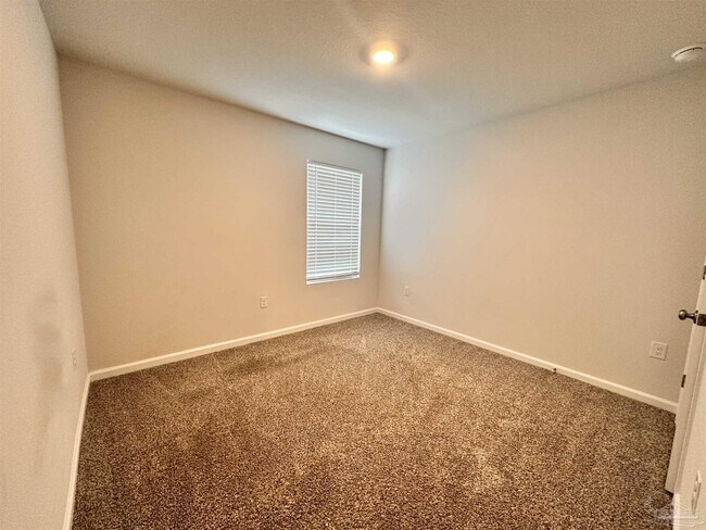 Building Photo - 6081 Secretariat Wy