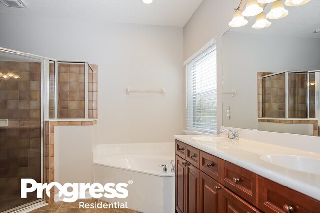 Building Photo - 6311 Devonhurst Dr