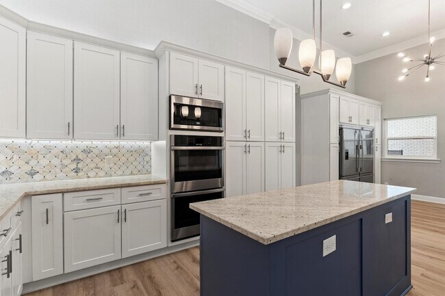 Building Photo - 209 Carriage Hill Ln