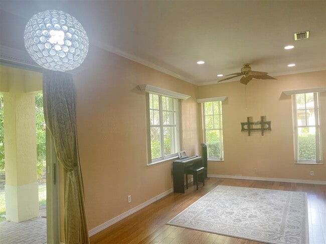 Building Photo - 5748 NW 119th Terrace