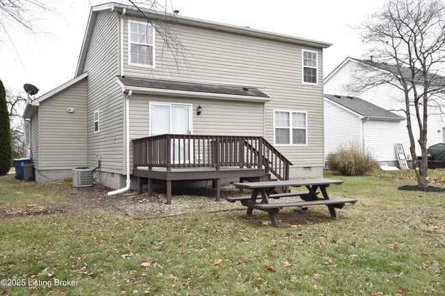 Building Photo - 4313 Hickoryview Dr