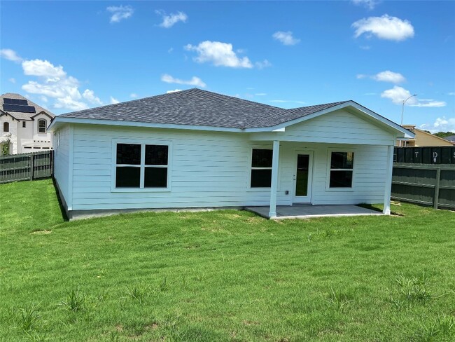 Building Photo - 9705 Evening Canopy Dr