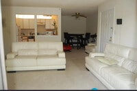 Building Photo - 42 Kite Ct