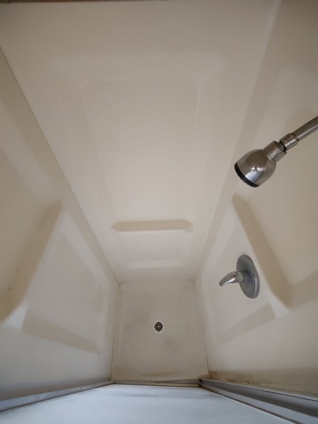 Building Photo - 388 Chew St