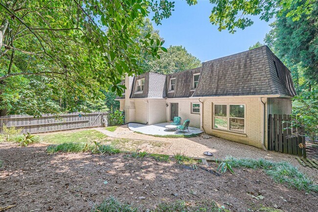 Building Photo - High-End Fully Furnished Luxury Gated French Chateau behind Dunwoody Country Club