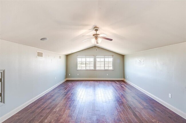 Building Photo - 7313 Lookout Bluff Terrace