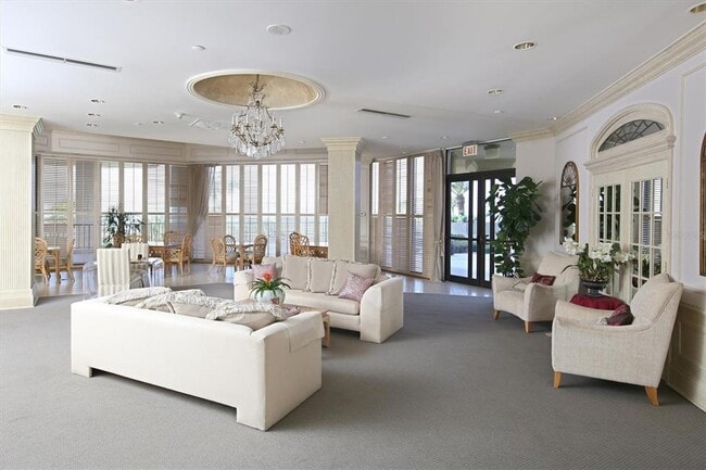 Building Photo - 1211 Gulf of Mexico Dr