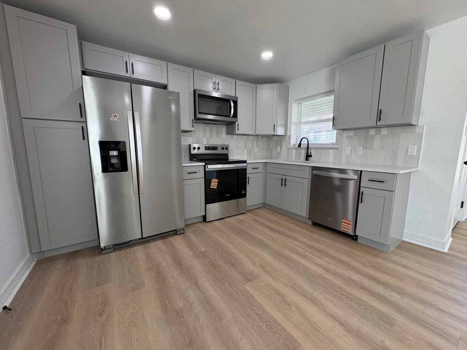 Building Photo - 1207 2nd Ave N