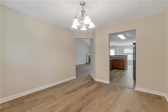 Building Photo - 3168 Meadow Point Dr