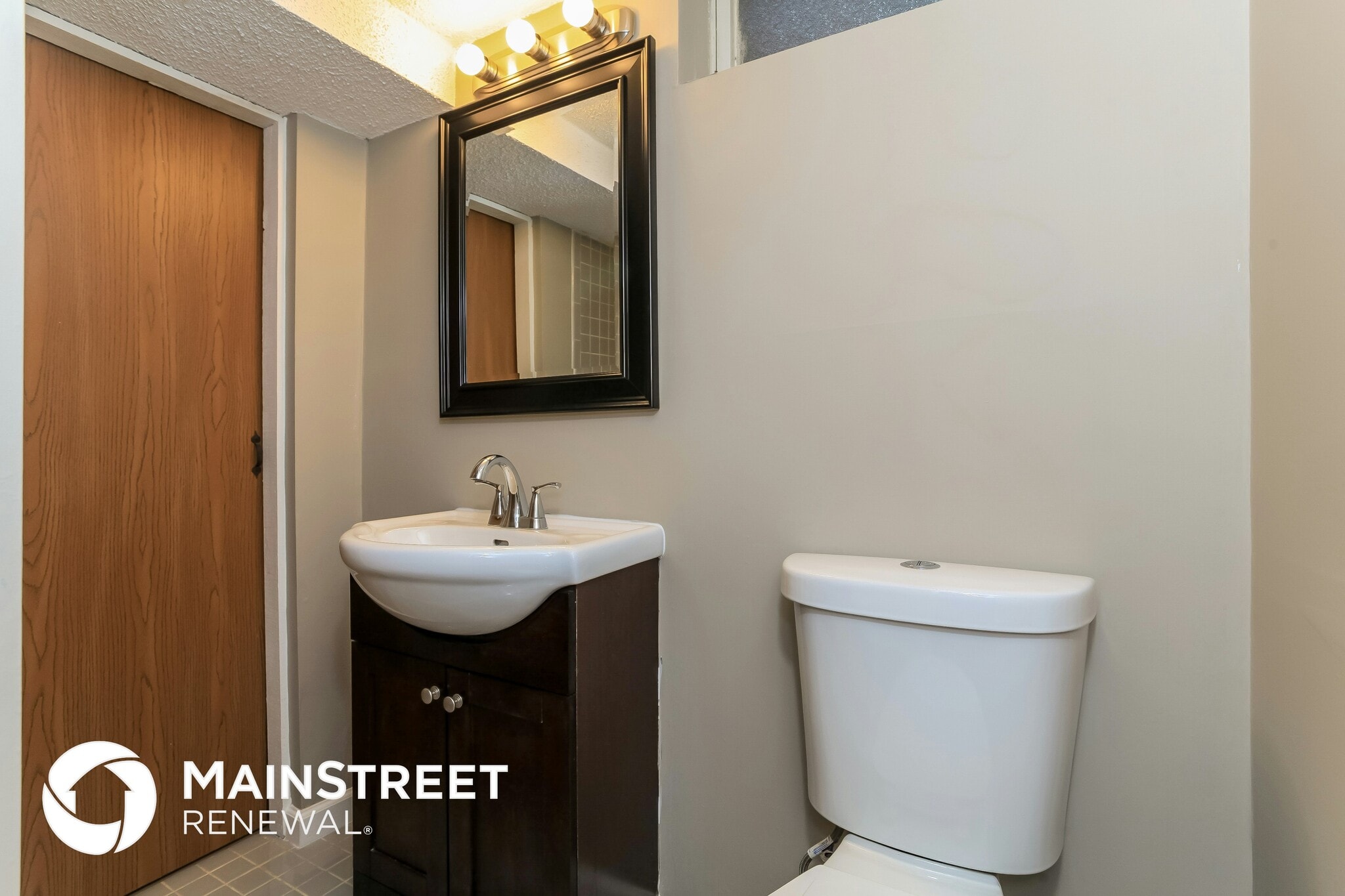 Building Photo - 614 S Sylvan Ave