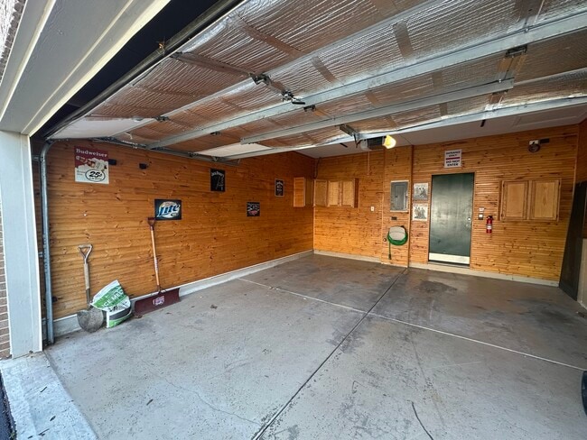 Building Photo - 3503 Blue Ridge Ct