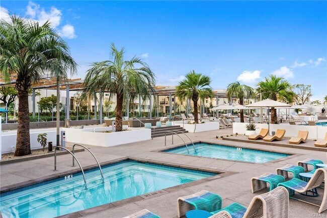 Building Photo - 100 Fixie