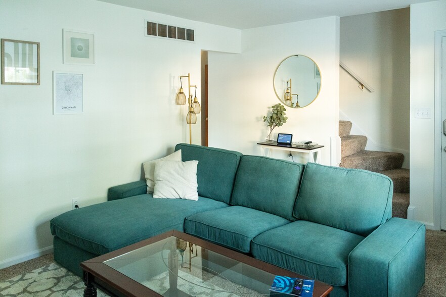 Building Photo - 239 S Ashbrook Cir