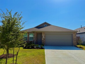 Building Photo - 31506 Pianella Ln