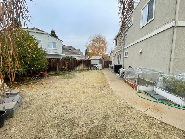 Building Photo - 2894 Lenzie Ct