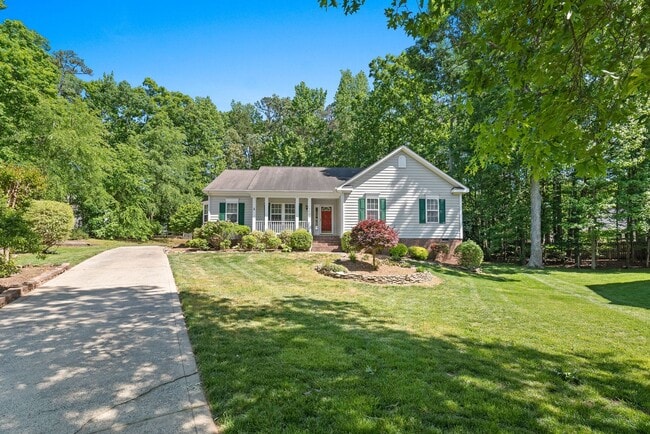 Primary Photo - 3 Bedroom w/ 2 car Garage (Landscaping is ...
