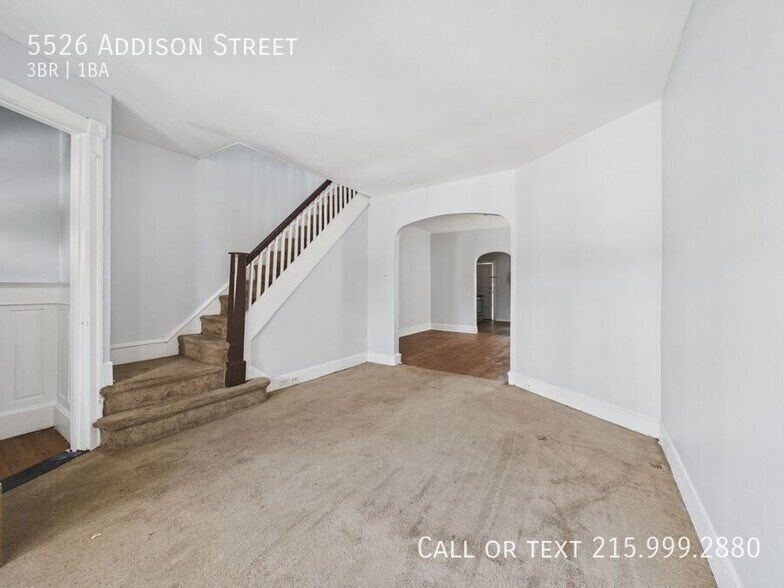 Building Photo - 5526 Addison St