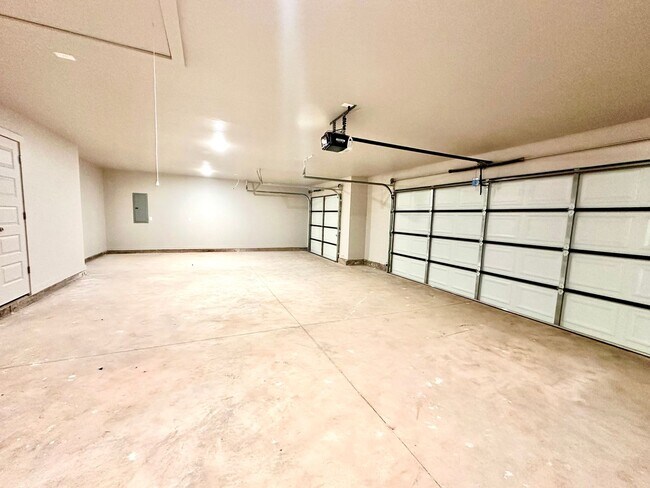 Building Photo - New Construction Home in Blanchard - Move in Deposit-Free (If Qualified)