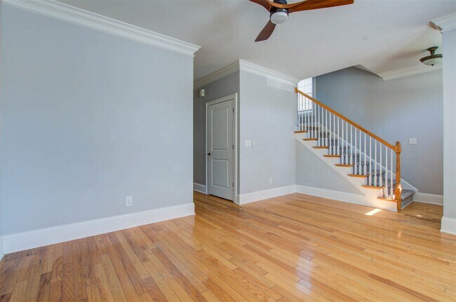 Building Photo - 509 West 2nd North Street, Summerville, SC...