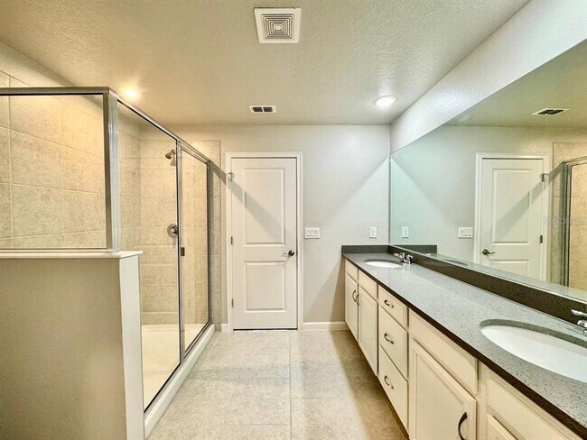 Building Photo - 8509 Primrose Willow Pl