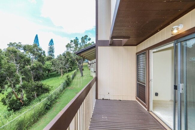 Building Photo - 98-1070-1070 Komo Mai Dr