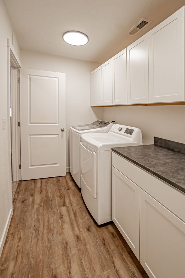 Building Photo - 12220 W Terrazzo Dr