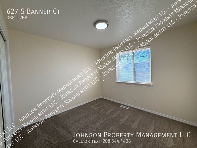 Building Photo - 627 S Banner Ct