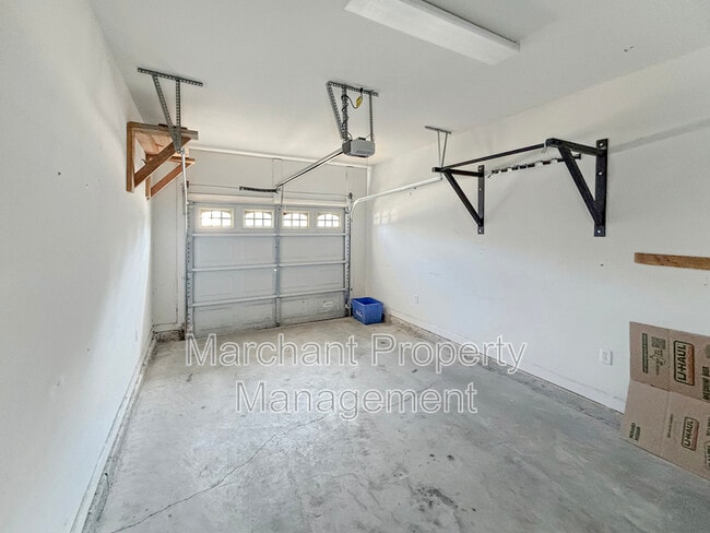 Building Photo - 209 Biddeford Pl