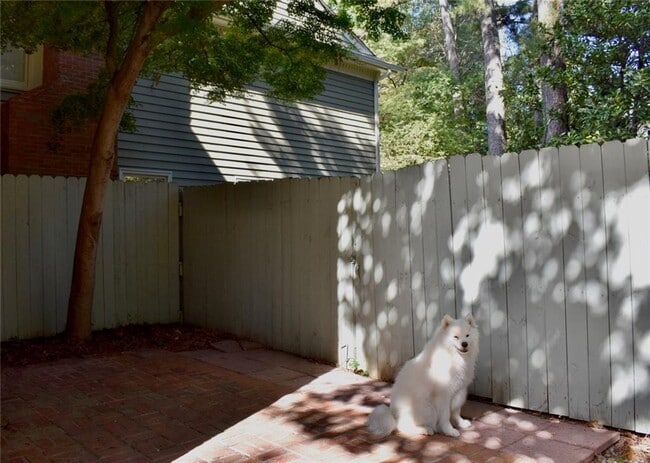 Building Photo - 2 Mt Vernon Cir