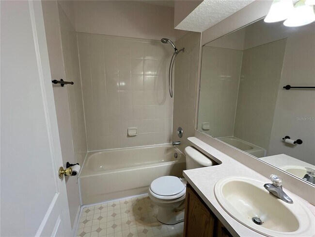 Building Photo - 19161 Timber Pine Ln