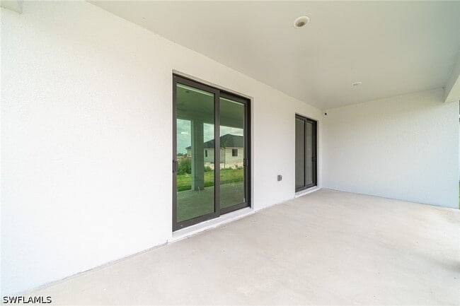 Building Photo - 1608 NW 38th Ave