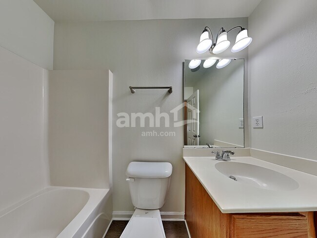 Building Photo - 8312 Ainsworth St