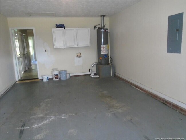 Building Photo - 6334 Greycliff Dr