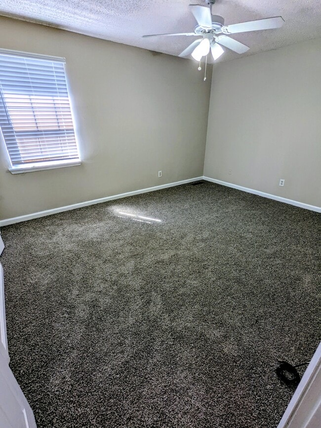 Building Photo - 124 Elizabeths Ct