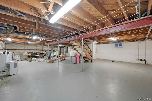 Building Photo - 29 Old Orchard Rd